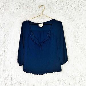 ANTHROPOLOGIE Maeve navy Swiss dot scalloped hem blouse